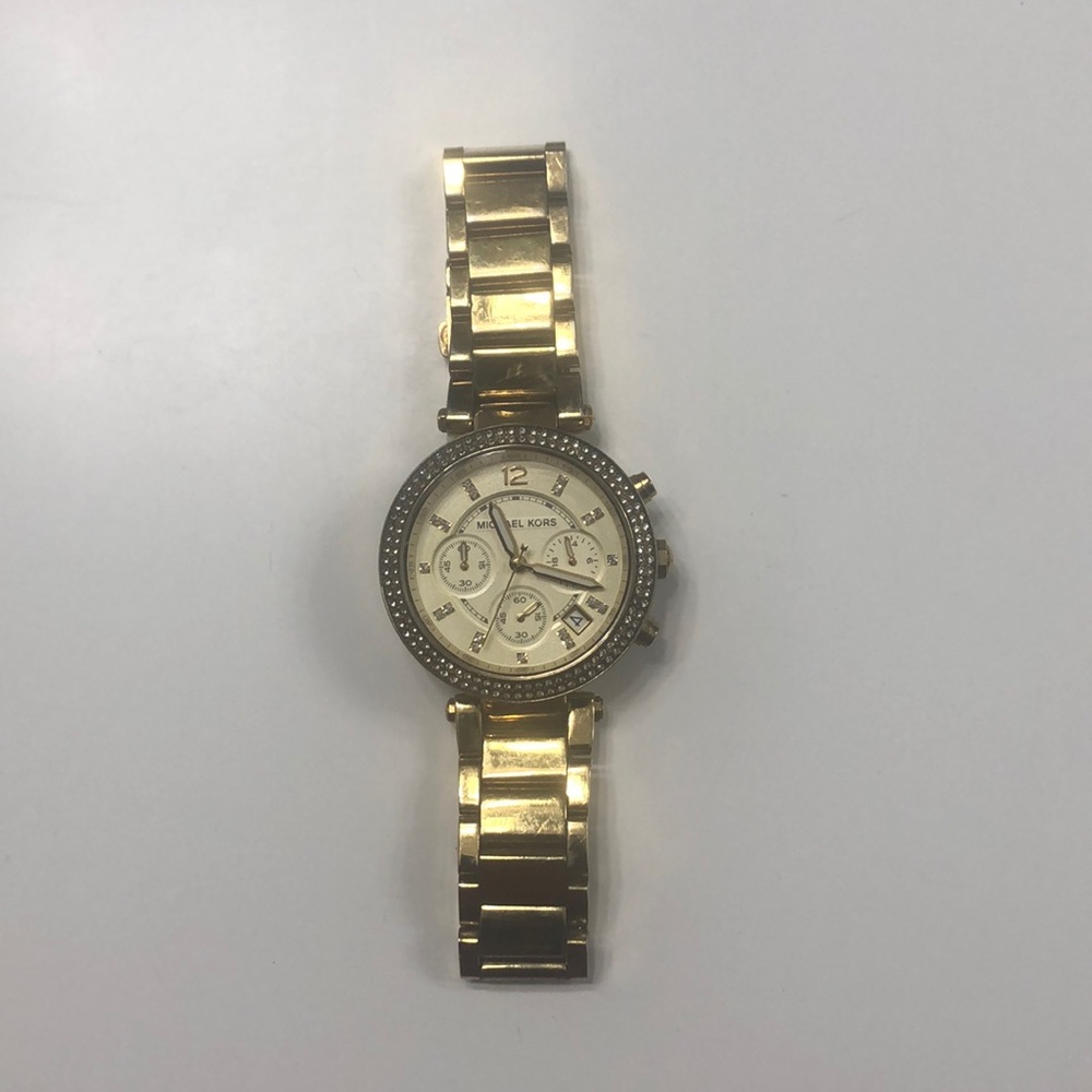 Micheal Kors Watch (Women)